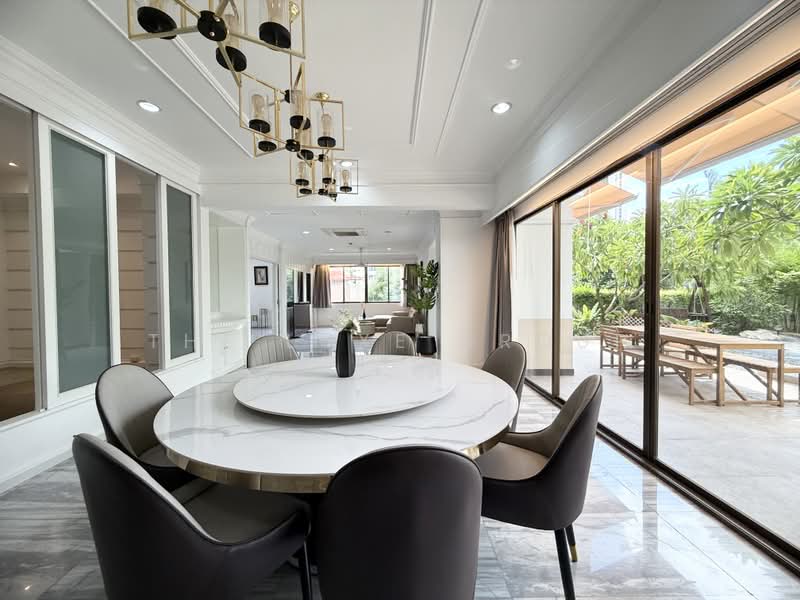 Charan Tower Residences by Aspira, Bangkok, 19 Soi Sukhumvit 43, Khlong Tan Nua, Watthana, Bangkok, 4 Bedrooms, 680 sqm, Apartment For Rent, by The Luxe Group, 500487728 - DDproperty.com
