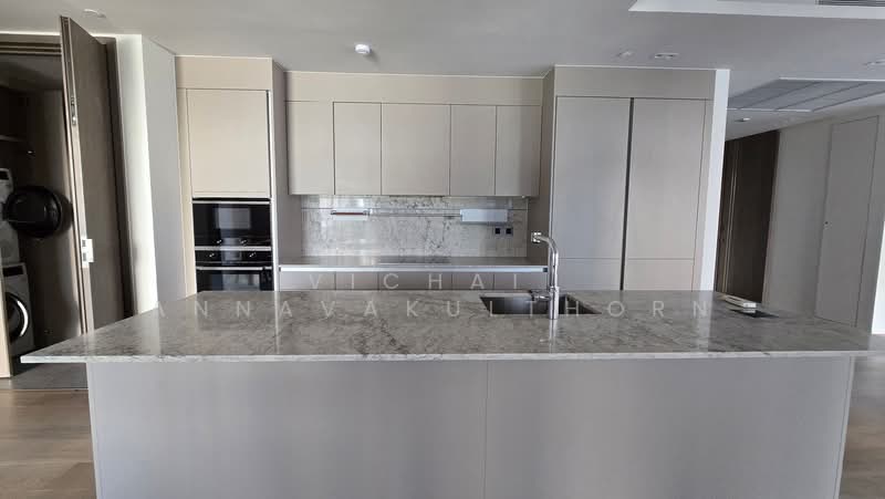 Tonson One Residence, Bangkok, Soi Tonson, Ploenchit Road, Lumphini, Pathum Wan, Bangkok, 3 Bedrooms, 175 sqm, Condo For Rent, by Vichai Annavakulthorn, 500487735 - DDproperty.com