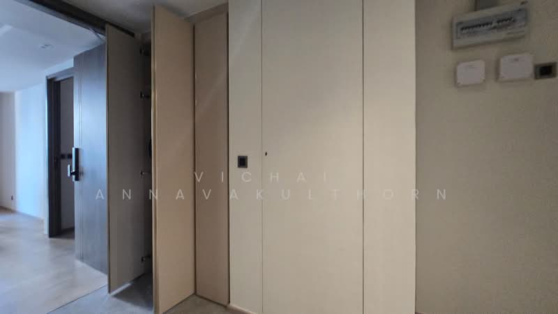 Tonson One Residence, Bangkok, Soi Tonson, Ploenchit Road, Lumphini, Pathum Wan, Bangkok, 3 Bedrooms, 175 sqm, Condo For Rent, by Vichai Annavakulthorn, 500487735 - DDproperty.com
