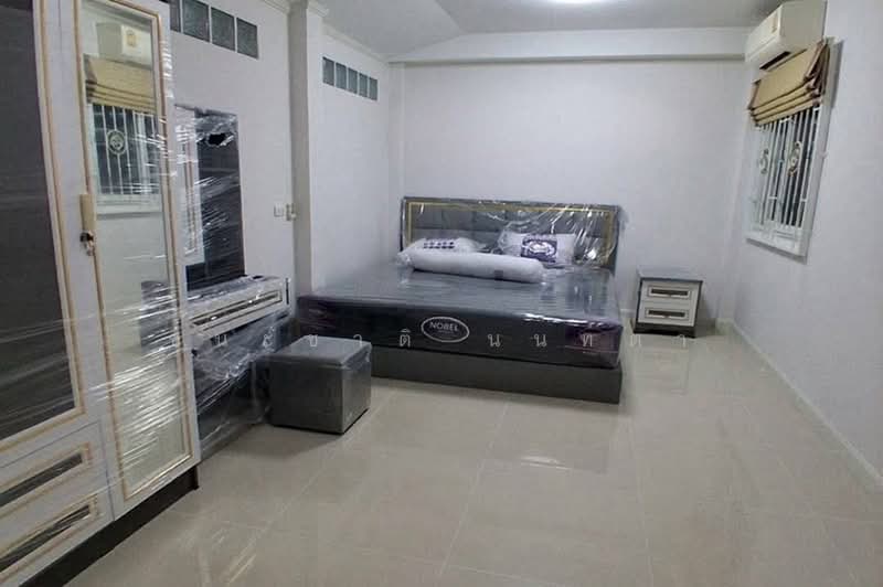 Supalai Park Ville Wongwaen-Ratchaphruek, Nonthaburi, Saphan Nonthaburi - Bang Bua Thong Road, Lam Pho, Bang Bua Thong, Nonthaburi, 4 Bedrooms, 234 sqm, Single Detached House For Sale, by ชนะชาติ นนท์ตา, 500487751 - DDproperty.com