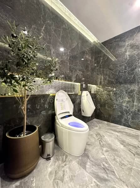 The City Pinklao-Borom 2, Bangkok, Phutthamonthon Sai 1, Bang Ra Mat, Taling Chan, Bangkok, 5 Bedrooms, 512 sqm, Single Detached House For Rent, by Komkrit Arunvessased, 500487772 - DDproperty.com