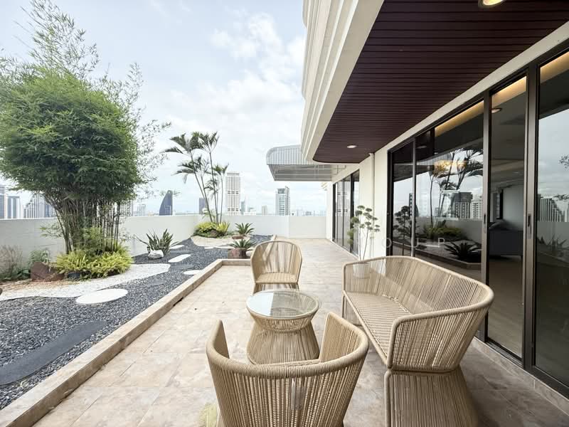 Pet-Friendly Penthouse in Phromphong, Bangkok, Khlong Toei, Bangkok, 3 Bedrooms, 450 sqm, Townhouse For Rent, by The Luxe Group, 500487784 - DDproperty.com