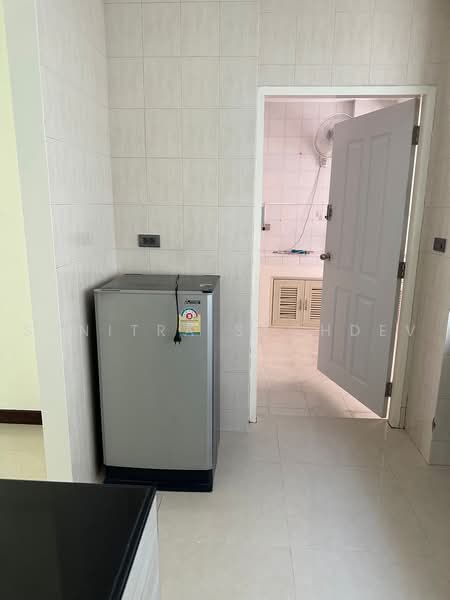 Villa Arcadia Srinakarin, Samut Prakan, Soi Moo Ban Villa Arcadia Srinagarindra, Bang Kaeo, Bang Plee, Samut Prakan, 5 Bedrooms, 273 sqm, Single Detached House For Rent, by Sunitra Sachdev, 500487798 - DDproperty.com
