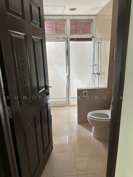 Villa Arcadia Srinakarin, Samut Prakan, Soi Moo Ban Villa Arcadia Srinagarindra, Bang Kaeo, Bang Plee, Samut Prakan, 5 Bedrooms, 273 sqm, Single Detached House For Rent, by Sunitra Sachdev, 500487798 - DDproperty.com