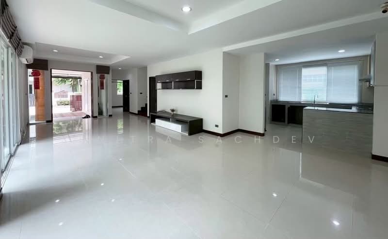 Villa Arcadia Srinakarin, Samut Prakan, Soi Moo Ban Villa Arcadia Srinagarindra, Bang Kaeo, Bang Plee, Samut Prakan, 5 Bedrooms, 273 sqm, Single Detached House For Rent, by Sunitra Sachdev, 500487798 - DDproperty.com