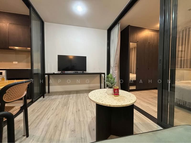 XT Huaikhwang, Bangkok, 244 Ratchadaphisek Road, Huai Khwang, Bangkok, 1 Bedroom, 30 sqm, Condo For Rent, by Natthapong Laomahong, 500487799 - DDproperty.com