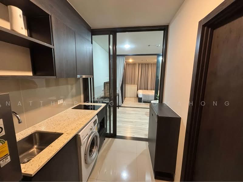 XT Huaikhwang, Bangkok, 244 Ratchadaphisek Road, Huai Khwang, Bangkok, 1 Bedroom, 30 sqm, Condo For Rent, by Natthapong Laomahong, 500487799 - DDproperty.com