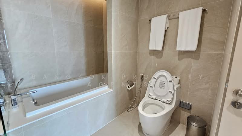 GM Serviced Apartment, Bangkok, 47 Soi Sukhumvit 20, Khlong Toei, Bangkok, 3 Bedrooms, 310 sqm, Condo For Rent, by BANGKOK PROPERTY AGENTS, 500487815 - DDproperty.com