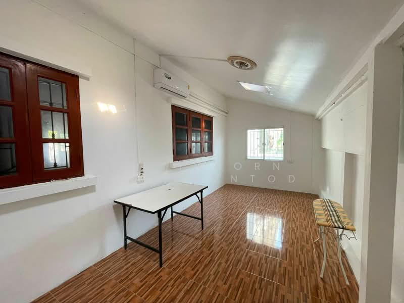 4-BR House, Chon Buri (Pattaya), Nong Pru, Bang Lamung (Pattaya), Chon Buri (Pattaya), 4 Bedrooms, 400 sqm, Single Detached House For Rent, by Pitiyaporn Pornkhuntod, 500487859 - DDproperty.com