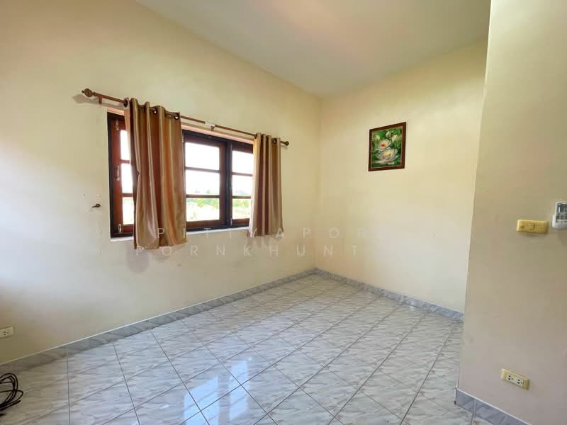 4-BR House, Chon Buri (Pattaya), Nong Pru, Bang Lamung (Pattaya), Chon Buri (Pattaya), 4 Bedrooms, 400 sqm, Single Detached House For Rent, by Pitiyaporn Pornkhuntod, 500487859 - DDproperty.com
