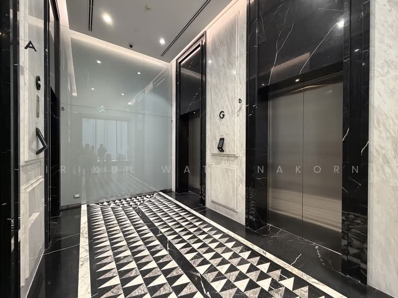 Grade A Office, 190m from BTS Phrom Phong, beautiful view, corner unit, Bangkok, Sukhumvit, Khlong Tan Nua, Watthana, Bangkok, , 90 sqm, Office Space For Rent, by Sirikul Wattanakorn, 500487873 - DDproperty.com