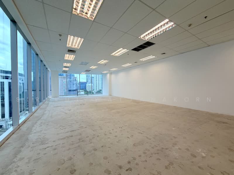 Grade A Office, 190m from BTS Phrom Phong, beautiful view, corner unit, Bangkok, Sukhumvit, Khlong Tan Nua, Watthana, Bangkok, , 90 sqm, Office Space For Rent, by Sirikul Wattanakorn, 500487873 - DDproperty.com