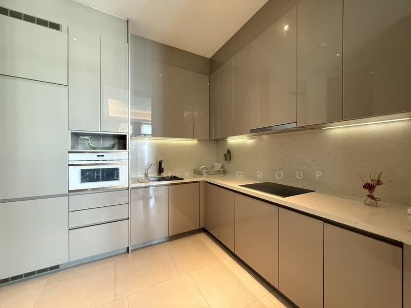 The Diplomat 39, Bangkok, 18 Soi Sukhumvit 39, Sukhumvit Road, Khlong Tan Nua, Watthana, Bangkok, 3 Bedrooms, 152 sqm, Condo For Rent, by The Luxe Group, 500487880 - DDproperty.com