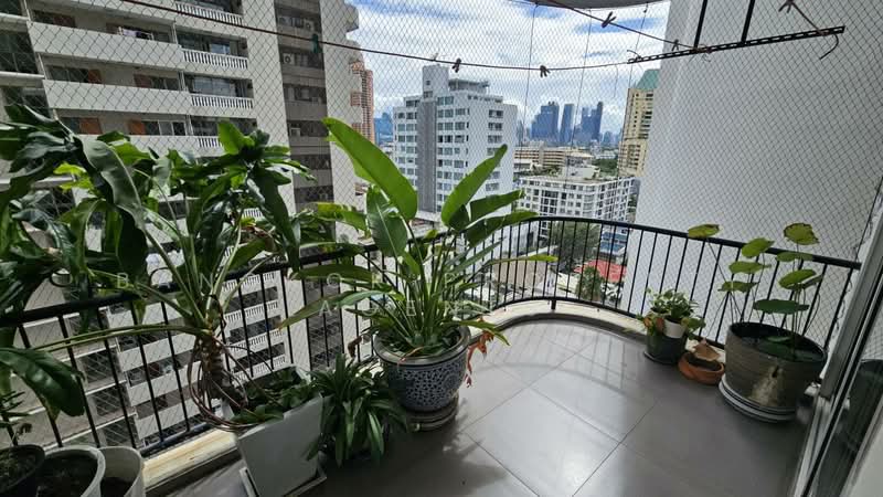 Grand Ville House 1, Bangkok, 36 Soi Sukhumvit 24, Khong Tan, Khlong Toei, Bangkok, 3 Bedrooms, 225 sqm, Condo For Rent, by BANGKOK PROPERTY AGENTS, 500487912 - DDproperty.com