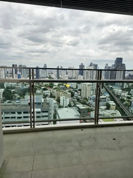The Madison : เดอะ เมดิสัน, กรุงเทพ, ซอยสุขุมวิท 41, คลองตันเหนือ, วัฒนา, กรุงเทพ, 165 ตร.ม., คอนโด ให้เช่า, โดย ศรัณรัตน์ พงษ์กลาง, 500487923 - DDproperty.com