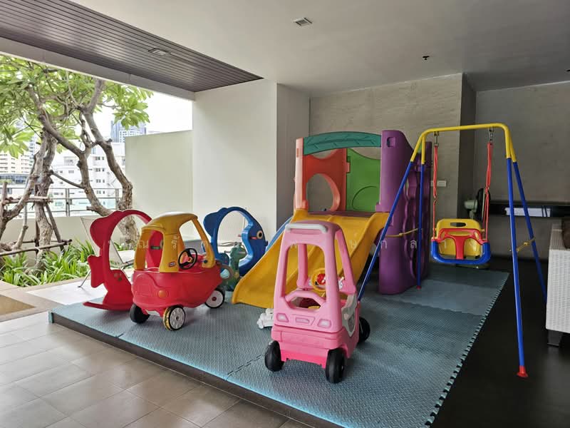 The Madison, Bangkok, Sukhumvit 41, Khlong Tan Nua, Watthana, Bangkok, 2 Bedrooms, 165 sqm, Condo For Rent, by Saranrat Pongklang, 500487923 - DDproperty.com