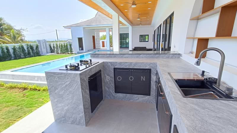4-BR Villa, Prachuap Khiri Khan, Thap Tai, Hua Hin, Prachuap Khiri Khan, 4 Bedrooms, 220 sqm, Villa For Sale, by Pavadee Boonyarith, 500487939 - DDproperty.com
