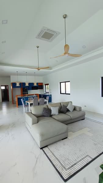 4-BR Villa, Prachuap Khiri Khan, Thap Tai, Hua Hin, Prachuap Khiri Khan, 4 Bedrooms, 220 sqm, Villa For Sale, by Pavadee Boonyarith, 500487939 - DDproperty.com