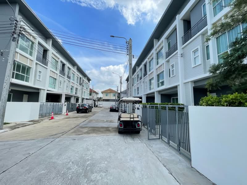 undefined, กรุงเทพ, สะพานสูง, กรุงเทพ, 187 ตร.ม., บ้านเดี่ยว ขาย, โดย Komkrit Arunvessased, 500487944 - DDproperty.com
