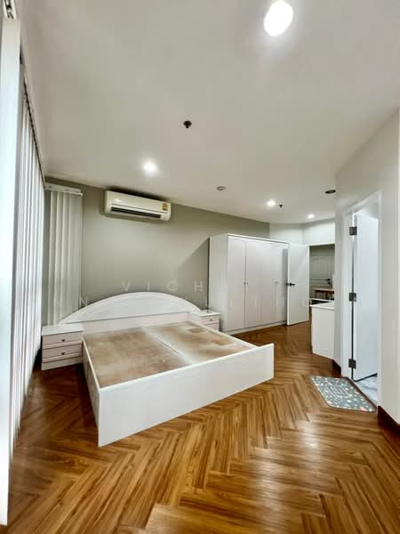 Pathumwan Resort, Bangkok, Phayathai Road, Thanon Phaya Thai, Ratchathewi, Bangkok, 2 Bedrooms, 79 sqm, Condo For Rent, by Vichai Annavakulthorn, 500487947 - DDproperty.com