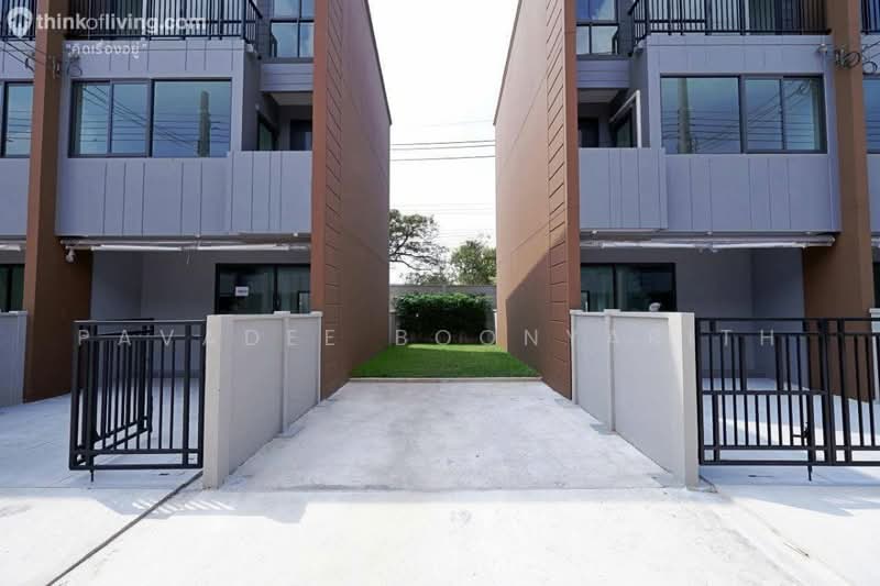 undefined, กรุงเทพ, ประเวศ, กรุงเทพ, 142 ตร.ม., ทาวน์เฮ้าส์ ขาย, โดย Pavadee Boonyarith, 500487965 - DDproperty.com