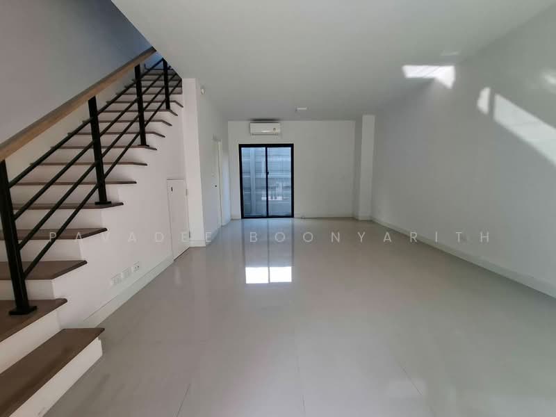 undefined, กรุงเทพ, ประเวศ, กรุงเทพ, 142 ตร.ม., ทาวน์เฮ้าส์ ขาย, โดย Pavadee Boonyarith, 500487965 - DDproperty.com