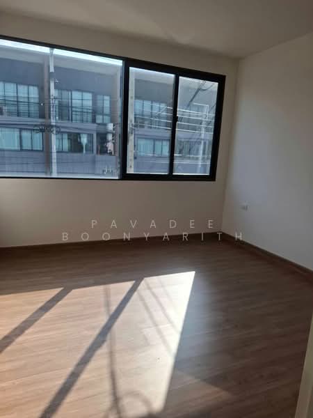 undefined, กรุงเทพ, ประเวศ, กรุงเทพ, 142 ตร.ม., ทาวน์เฮ้าส์ ขาย, โดย Pavadee Boonyarith, 500487965 - DDproperty.com