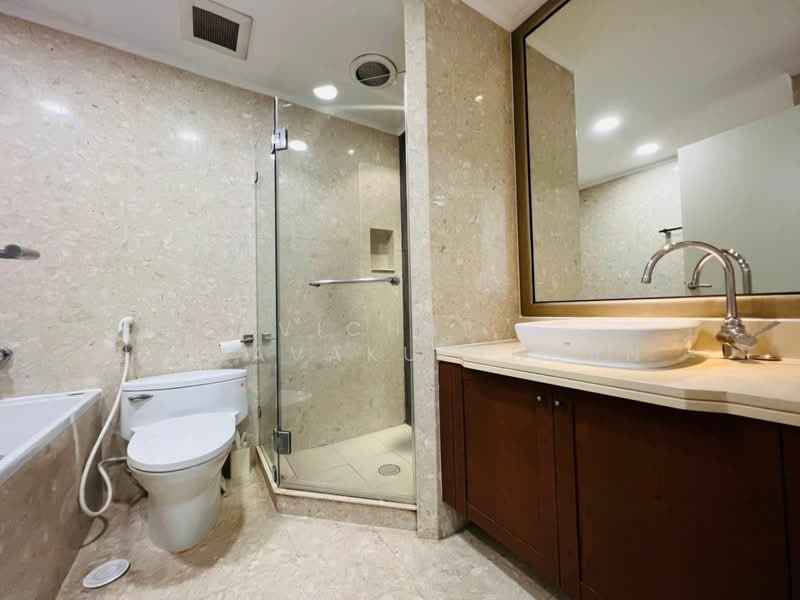 Baan Siriruedee, Bangkok, Ploenchit, Lumphini, Pathum Wan, Bangkok, 2 Bedrooms, 82 sqm, Condo For Rent, by Vichai Annavakulthorn, 500487974 - DDproperty.com