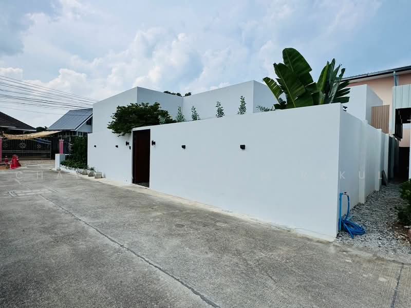2-BR Villa, Chon Buri (Pattaya), Bang Sa-re, Sattahip, Chon Buri (Pattaya), 2 Bedrooms, 220 sqm, Villa For Rent, by Chalisa Kitilimtrakul, 500487984 - DDproperty.com