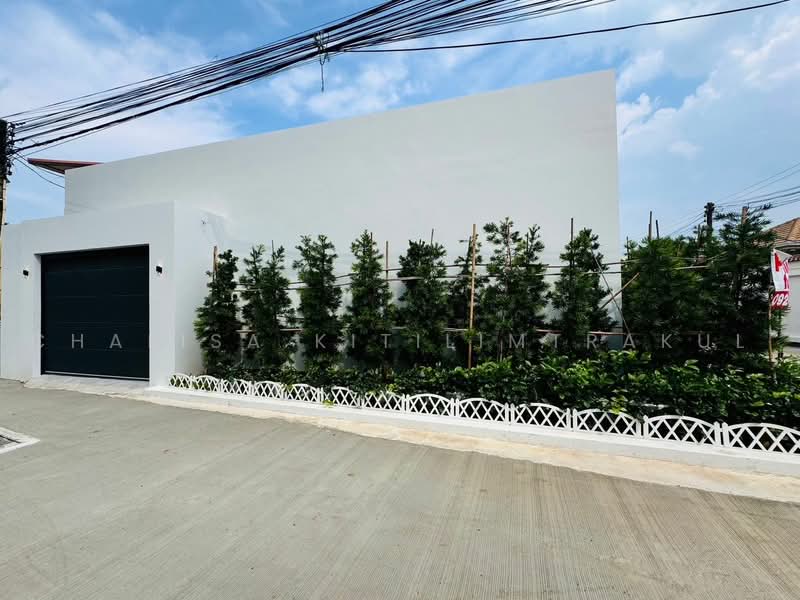 2-BR Villa, Chon Buri (Pattaya), Bang Sa-re, Sattahip, Chon Buri (Pattaya), 2 Bedrooms, 220 sqm, Villa For Rent, by Chalisa Kitilimtrakul, 500487984 - DDproperty.com