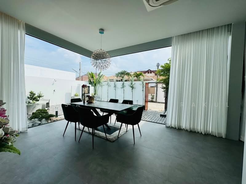 2-BR Villa, Chon Buri (Pattaya), Bang Sa-re, Sattahip, Chon Buri (Pattaya), 2 Bedrooms, 220 sqm, Villa For Rent, by Chalisa Kitilimtrakul, 500487984 - DDproperty.com
