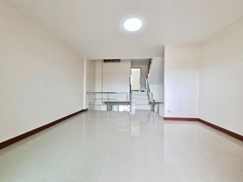 Subsomboon Village Pracha Uthit 74/1, Bangkok, Thung Khru, Bangkok, 4 Bedrooms, 100 sqm, Townhouse For Sale, by The Best Property ไอซ์, 500487996 - DDproperty.com