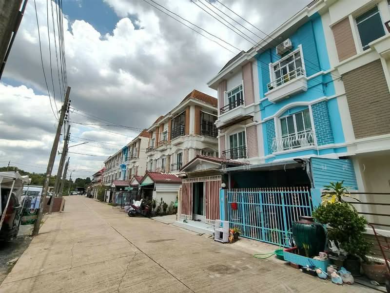 บ้านเอกนคร (Baan Eaknakhon) ซอยร่วมมิตรพัฒนา แยก3, กรุงเทพ, ถนนรามอินทรา, ท่าแร้ง, บางเขน, กรุงเทพ, 150 ตร.ม., ทาวน์เฮ้าส์ ขาย, โดย คุณ การันต์ ค้ำคูณ (รันต์), 500488039 - DDproperty.com