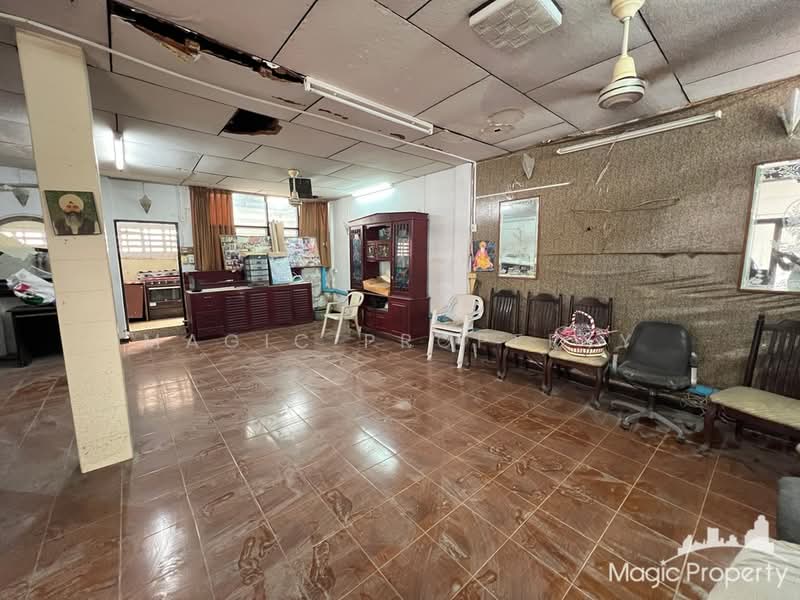 3 Bedroom Townhouse For Sale in Soi Ekkamai 12, Bangkok, Khlong Tan Nua, Watthana, Bangkok, 3 Bedrooms, 200 sqm, Townhouse For Sale, by Magic Property, 500488058 - DDproperty.com