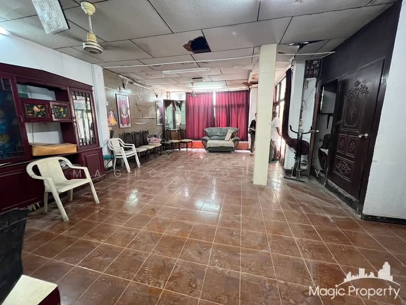 3 Bedroom Townhouse For Sale in Soi Ekkamai 12, Bangkok, Khlong Tan Nua, Watthana, Bangkok, 3 Bedrooms, 200 sqm, Townhouse For Sale, by Magic Property, 500488058 - DDproperty.com