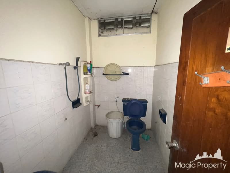 ขายทาวน์เฮาส์ 3 ห้องนอน ใน ซอยเอกมัย 12, กรุงเทพ, คลองตันเหนือ, วัฒนา, กรุงเทพ, 200 ตร.ม., ทาวน์เฮ้าส์ ขาย, โดย Magic Property, 500488058 - DDproperty.com