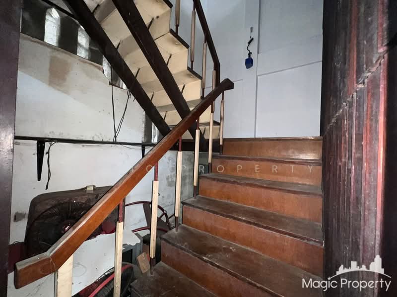 3 Bedroom Townhouse For Sale in Soi Ekkamai 12, Bangkok, Khlong Tan Nua, Watthana, Bangkok, 3 Bedrooms, 200 sqm, Townhouse For Sale, by Magic Property, 500488058 - DDproperty.com