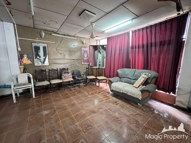 ขายทาวน์เฮาส์ 3 ห้องนอน ใน ซอยเอกมัย 12, กรุงเทพ, คลองตันเหนือ, วัฒนา, กรุงเทพ, 200 ตร.ม., ทาวน์เฮ้าส์ ขาย, โดย Magic Property, 500488058 - DDproperty.com