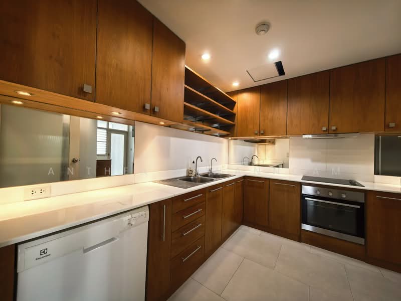 La Cascade, Bangkok, Eakamai, Khlong Tan Nua, Watthana, Bangkok, 3 Bedrooms, 260 sqm, Condo For Sale, by Anthea Khwanngam, 500488065 - DDproperty.com