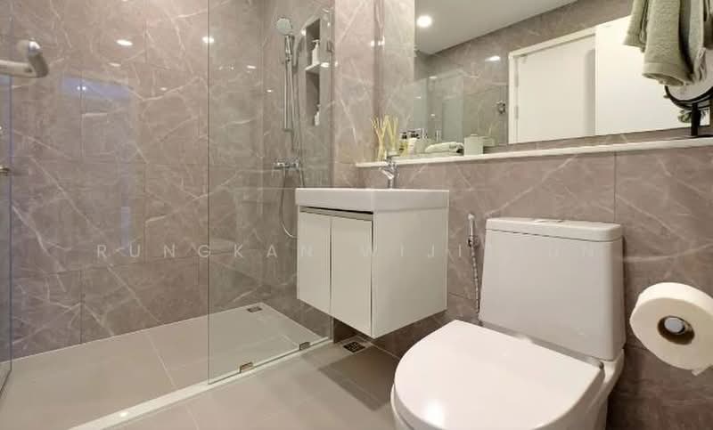 Mazarine Ratchayothin, Bangkok, Soi Phahonyothin 30, Phahonyothin Road, Chan Kasem, Chatuchak, Bangkok, 1 Bedroom, 42 sqm, Condo For Sale, by Rungkan Wijitjun, 500488128 - DDproperty.com