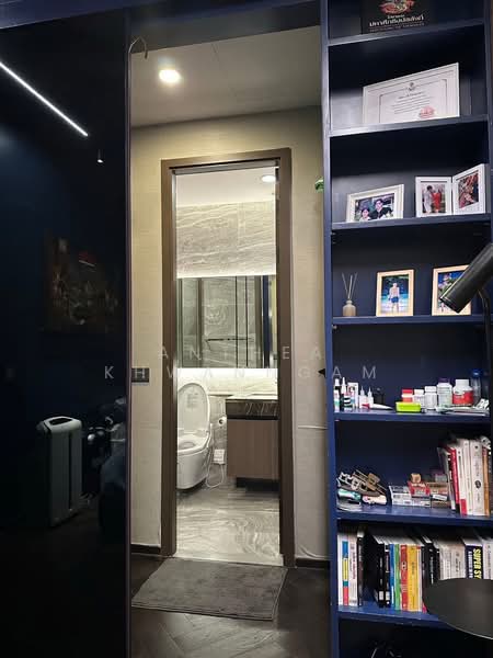 The Esse Sukhumvit 36, Bangkok, Soi Sukhumvit 36, Sukhumvit Road, Phra Kanong, Khlong Toei, Bangkok, 1 Bedroom, 43 sqm, Condo For Sale, by Anthea Khwanngam, 500488155 - DDproperty.com