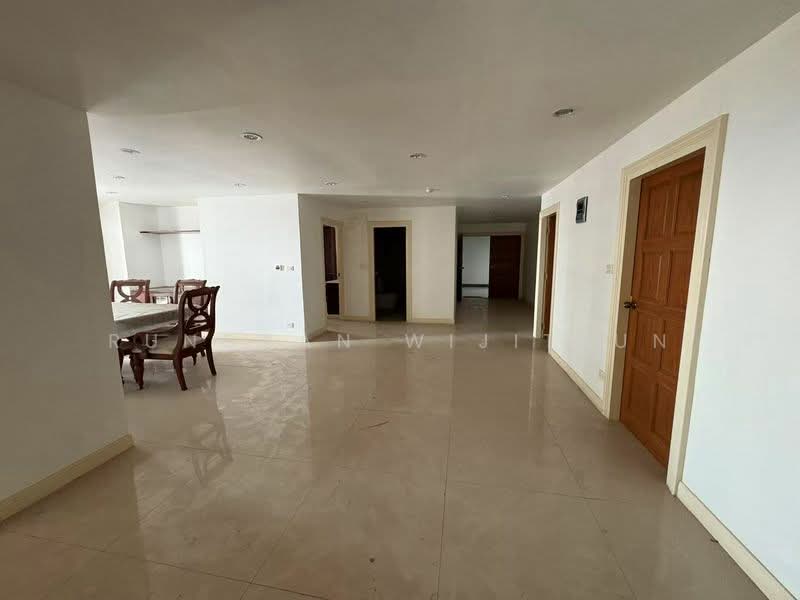 Floraville Condominium, Bangkok, 51 Pattanakarn, Suan Luang, Bangkok, 3 Bedrooms, 160 sqm, Condo For Sale, by Rungkan Wijitjun, 500488163 - DDproperty.com