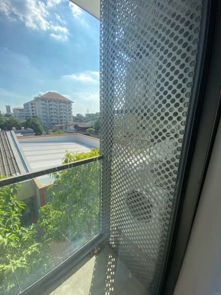 168 Sukhumvit 36, Bangkok, 168 Soi Sukhumvit 36, Khong Tan, Khlong Toei, Bangkok, 1 Bedroom, 30 sqm, Condo For Rent, by Chanikarn Lumphrom, 500488217 - DDproperty.com