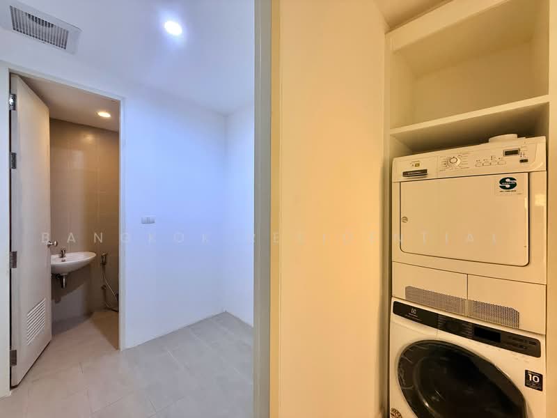 Oriental Residence, Bangkok, 110 Witthayu Road, Lumphini, Pathum Wan, Bangkok, 3 Bedrooms, 296 sqm, Condo For Rent, by Bangkok Residential, 500488219 - DDproperty.com