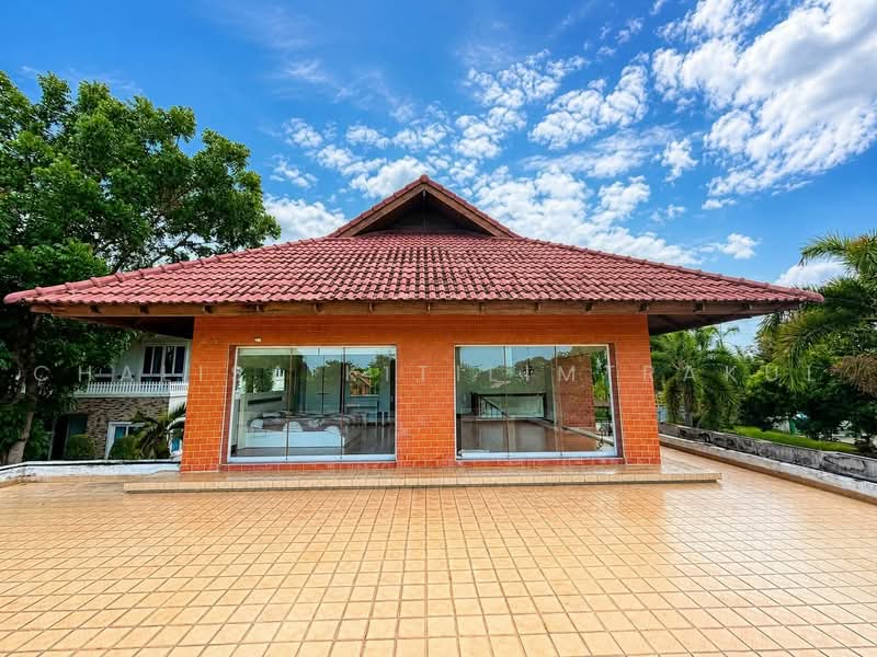 บ้าน 4-ห้องนอน, ชลบุรี, นาจอมเทียน, สัตหีบ, ชลบุรี, 300 ตร.ม., บ้านเดี่ยว ให้เช่า, โดย Chalisa Kitilimtrakul, 500488221 - DDproperty.com