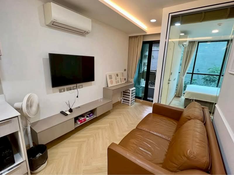 Vtara Sukhumvit 36, Bangkok, 118 Soi Saen Sabai, Phra Kanong, Khlong Toei, Bangkok, 1 Bedroom, 30 sqm, Condo For Sale, by Rungkan Wijitjun, 500488224 - DDproperty.com