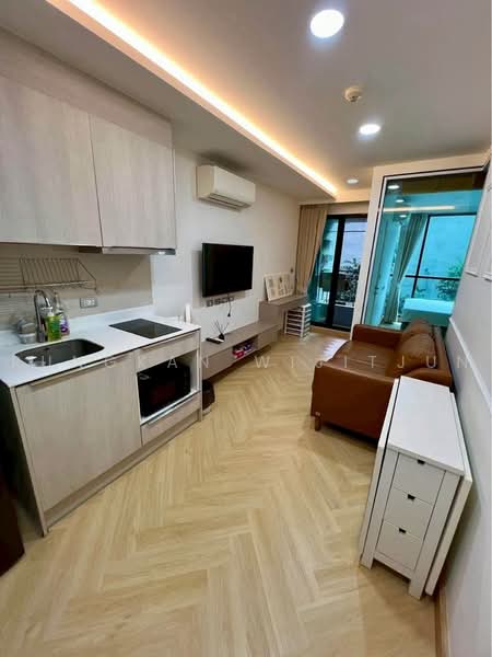 Vtara Sukhumvit 36, Bangkok, 118 Soi Saen Sabai, Phra Kanong, Khlong Toei, Bangkok, 1 Bedroom, 30 sqm, Condo For Sale, by Rungkan Wijitjun, 500488224 - DDproperty.com