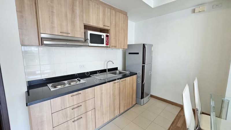 Y.O. Place, Bangkok, 223 Soi Sai Nam Thip 2, Khlong Toei, Bangkok, 1 Bedroom, 58 sqm, Condo For Rent, by BANGKOK PROPERTY AGENTS, 500488227 - DDproperty.com