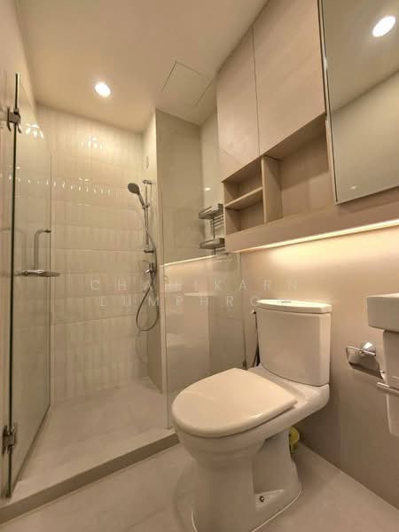 Life Asoke, Bangkok, Asoke-Dindang Road, Bang Kapi, Huai Khwang, Bangkok, 1 Bedroom, 30 sqm, Condo For Rent, by Chanikarn Lumphrom, 500488232 - DDproperty.com