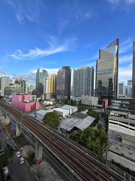 Life Asoke, Bangkok, Asoke-Dindang Road, Bang Kapi, Huai Khwang, Bangkok, 1 Bedroom, 30 sqm, Condo For Rent, by Chanikarn Lumphrom, 500488232 - DDproperty.com